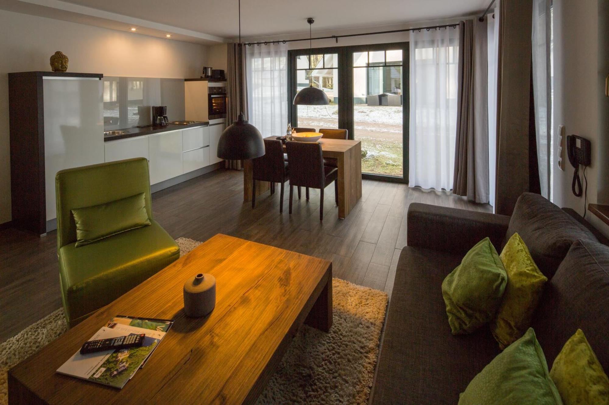 Van Der Valk Naturresort Drewitz Nossentiner Huette Extérieur photo