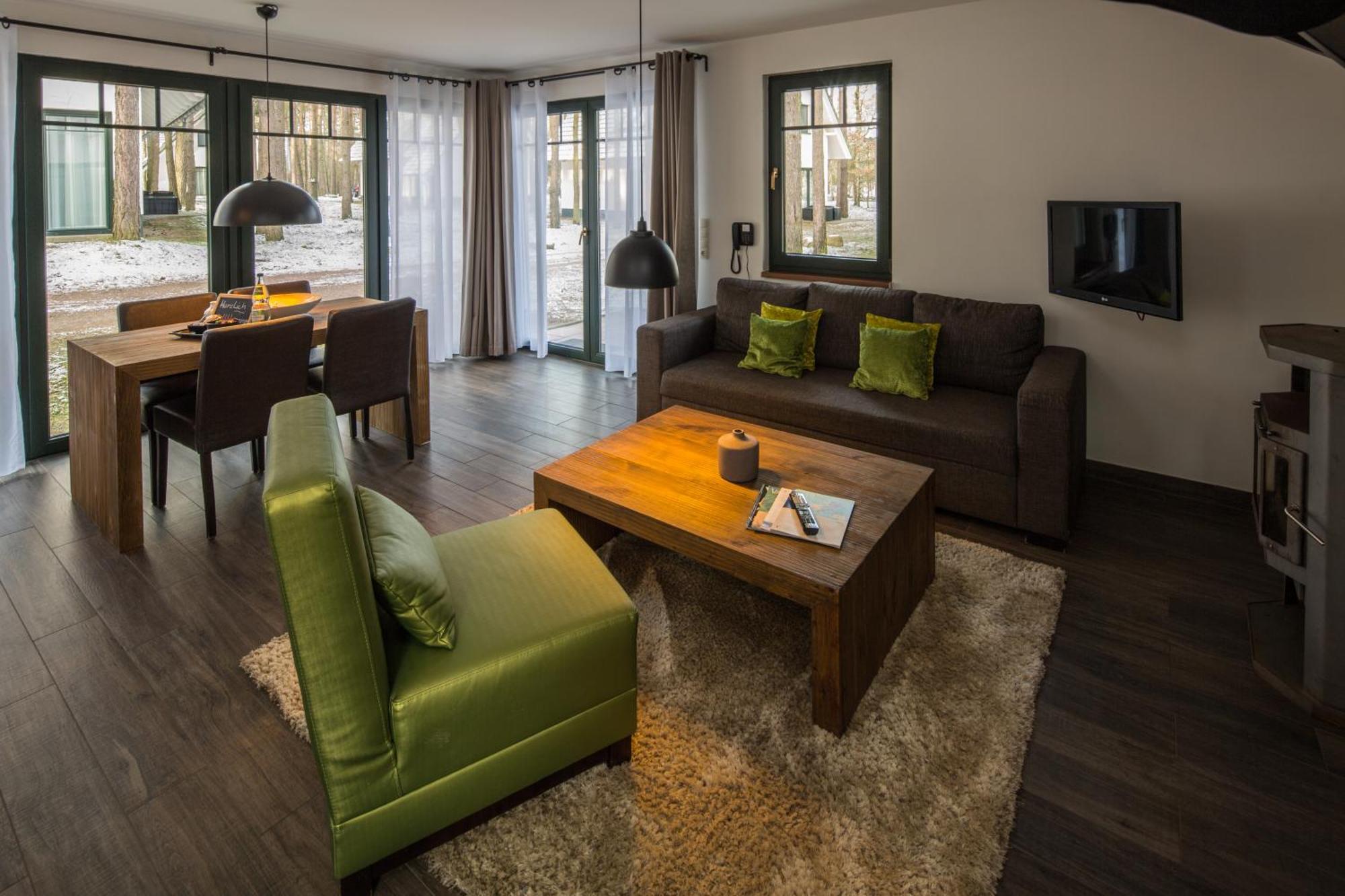 Van Der Valk Naturresort Drewitz Nossentiner Huette Extérieur photo