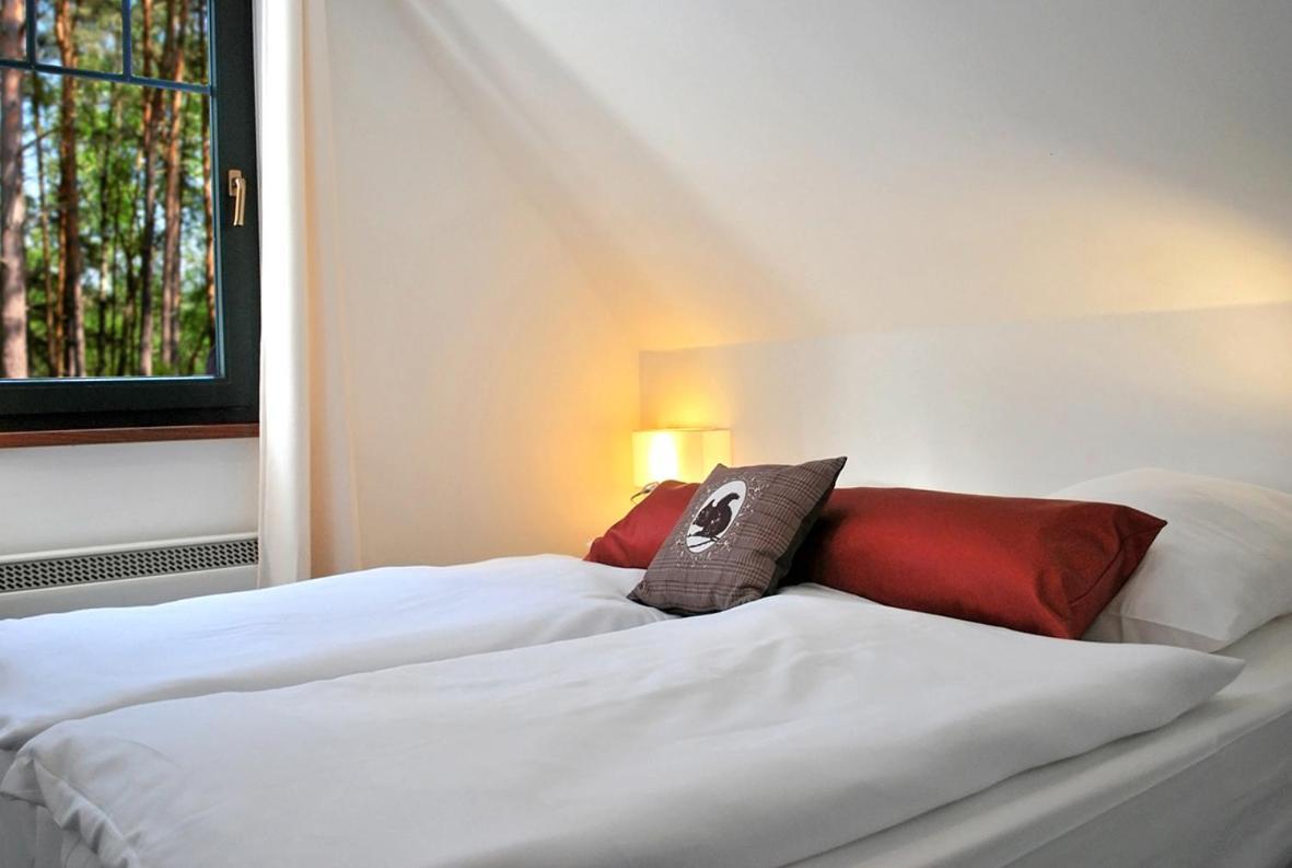 Van Der Valk Naturresort Drewitz Nossentiner Huette Extérieur photo