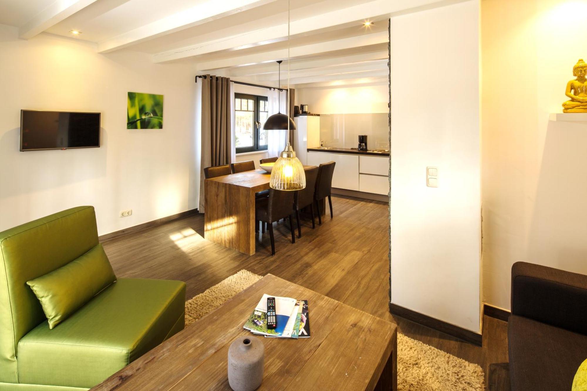 Van Der Valk Naturresort Drewitz Nossentiner Huette Extérieur photo