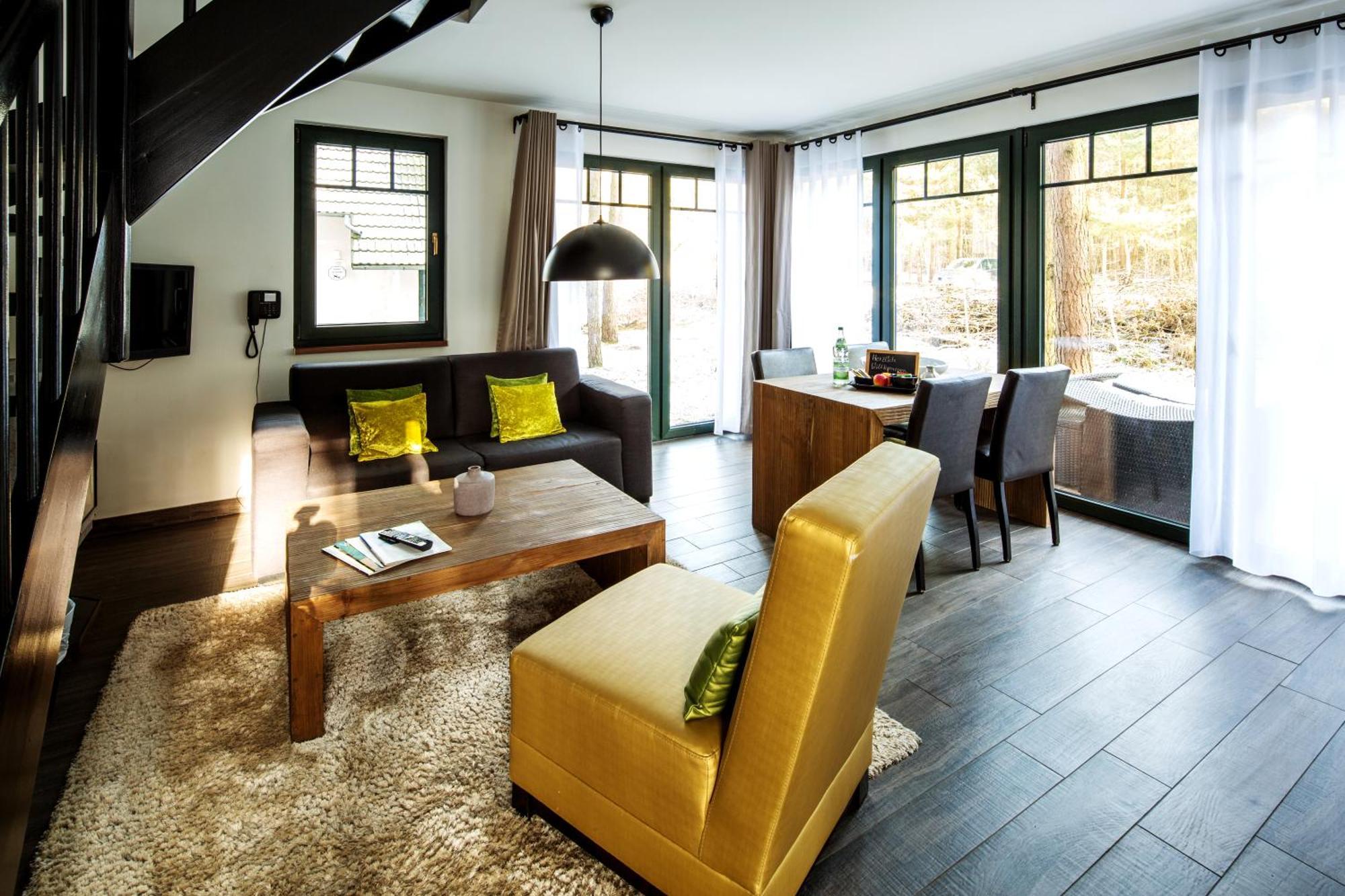 Van Der Valk Naturresort Drewitz Nossentiner Huette Extérieur photo